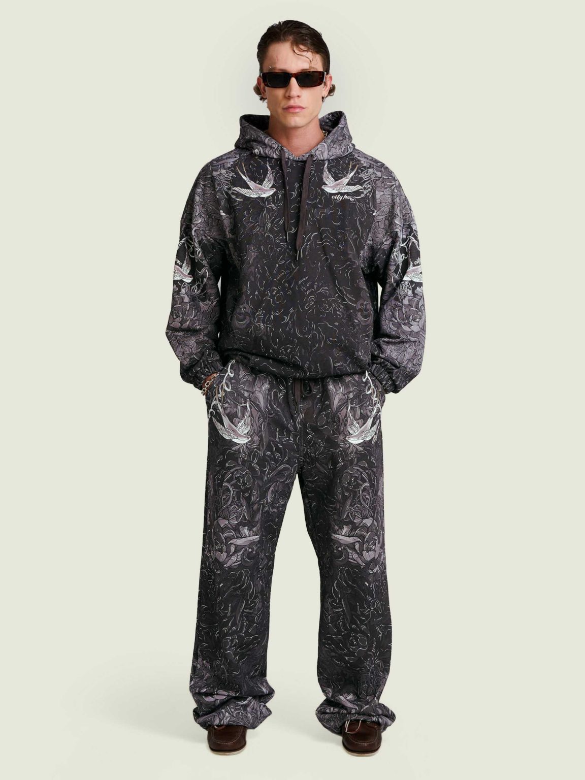 dark joy ovrsz hoodie 4