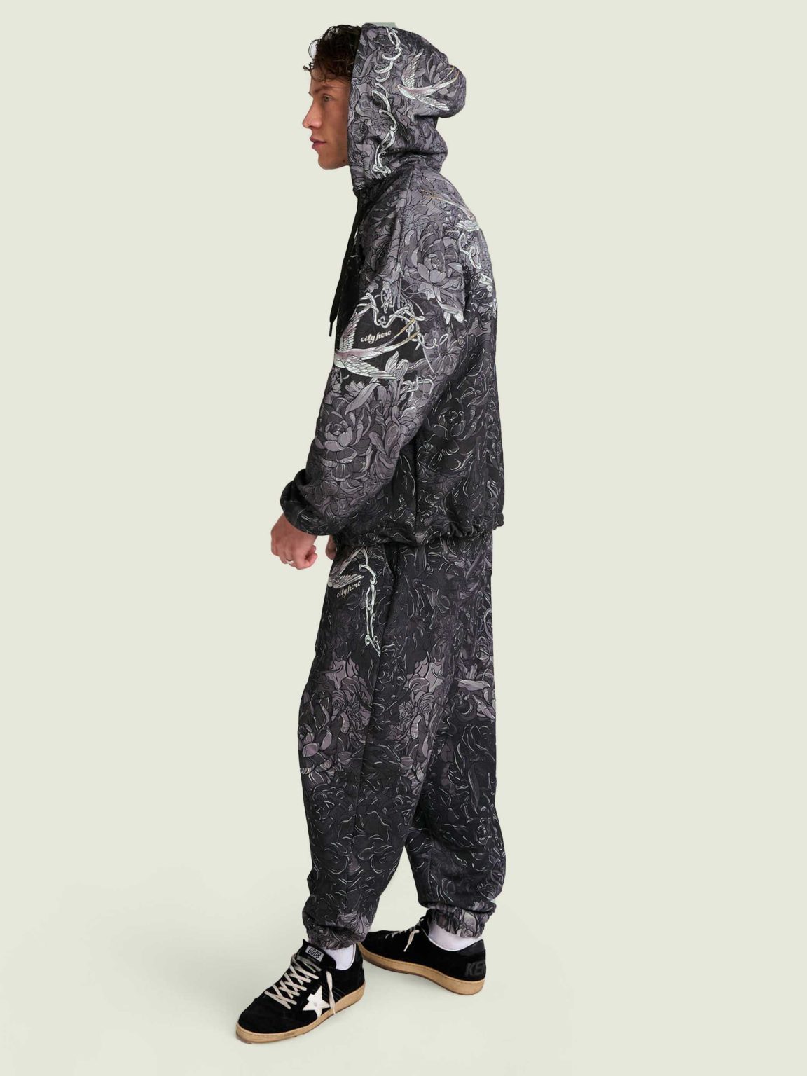 dark joy ovrsz hoodie na molnii 1