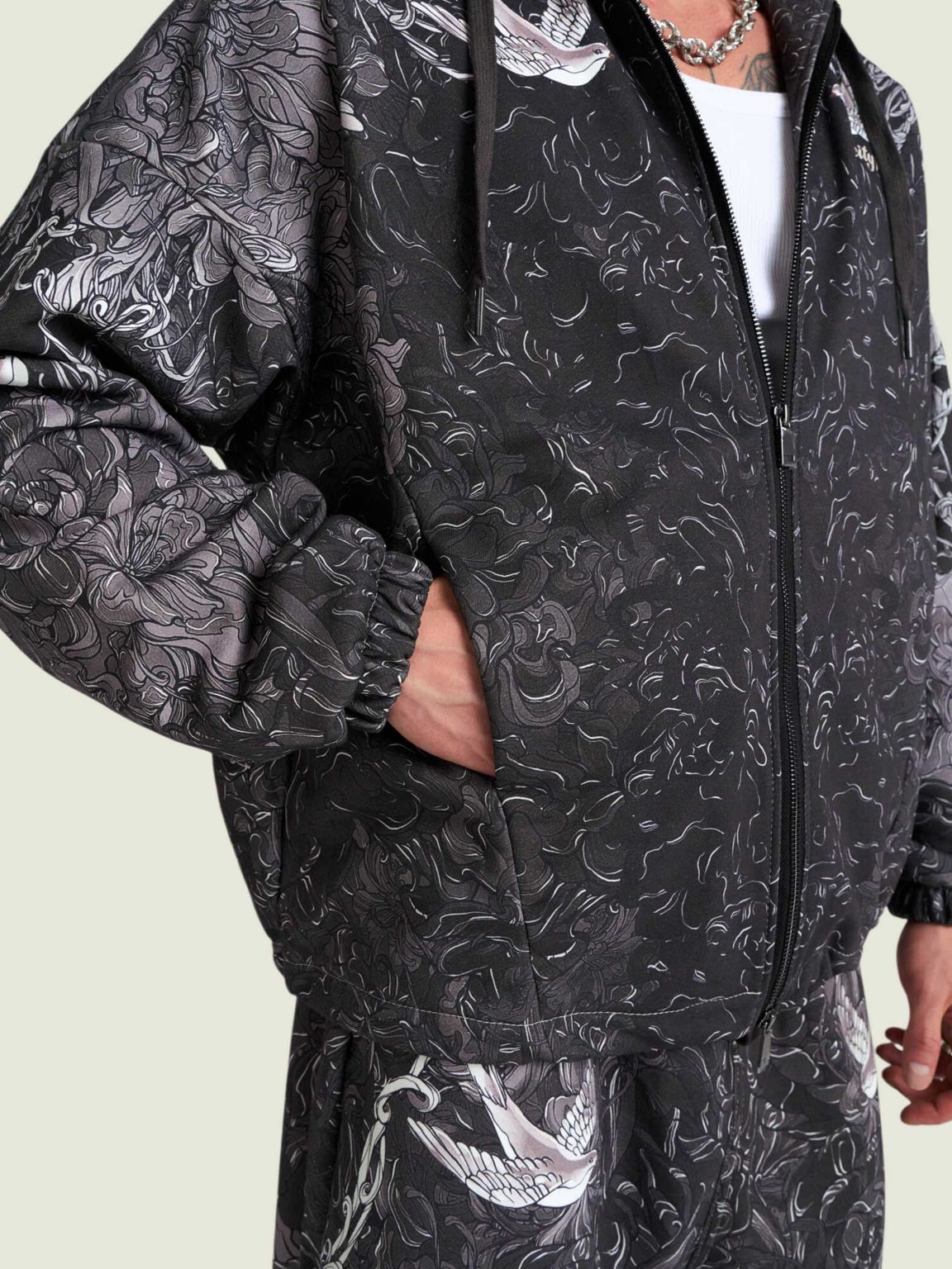 dark joy ovrsz hoodie na molnii 3