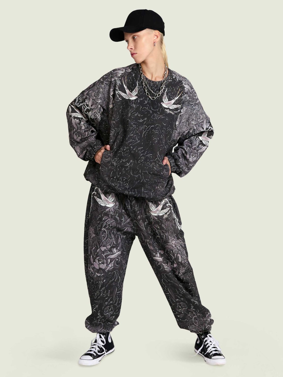 dark joy ovrsz svitshot 6