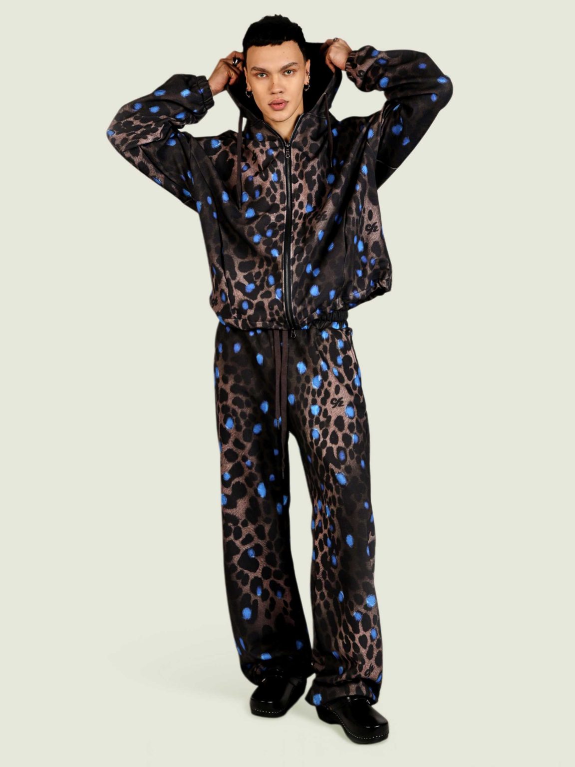 leopard shtany shirokie 2