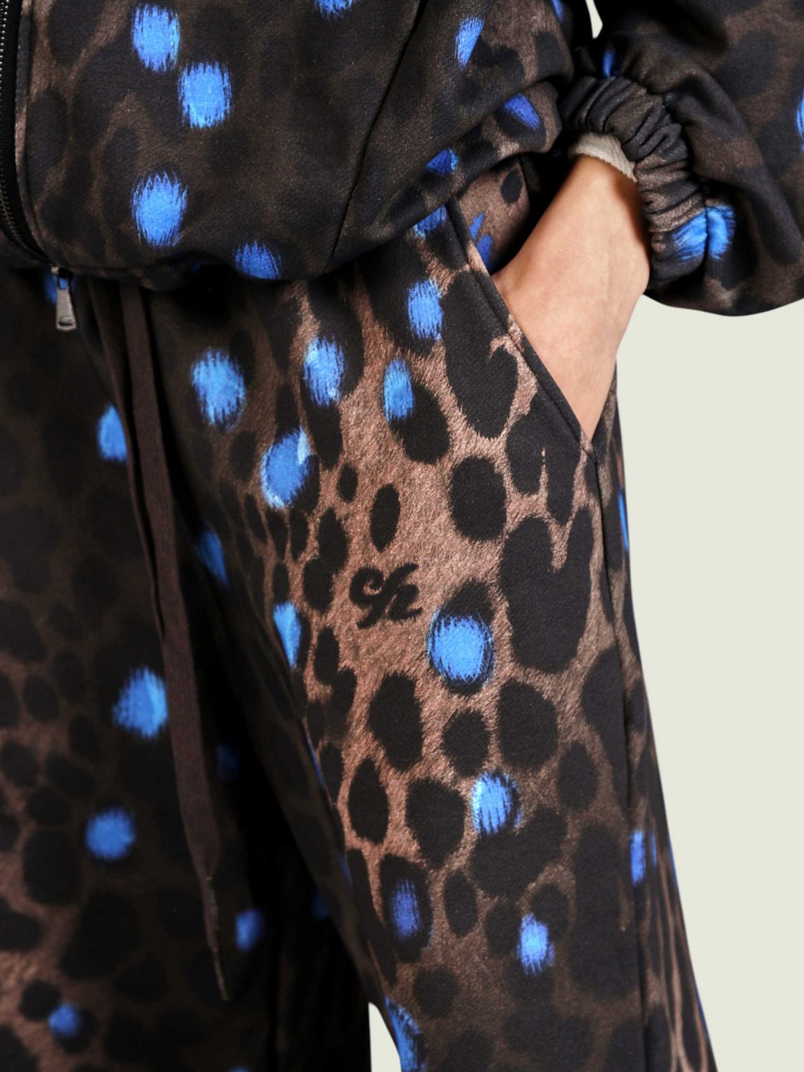 leopard shtany shirokie 7