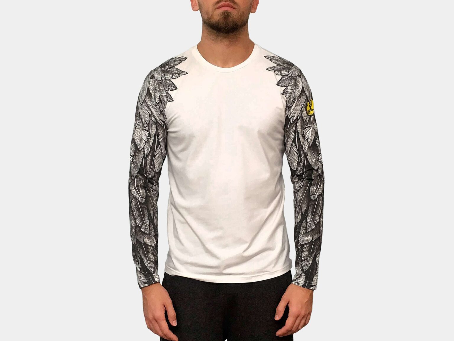 sky-2.0-milky-muzh-longsleev-new-3