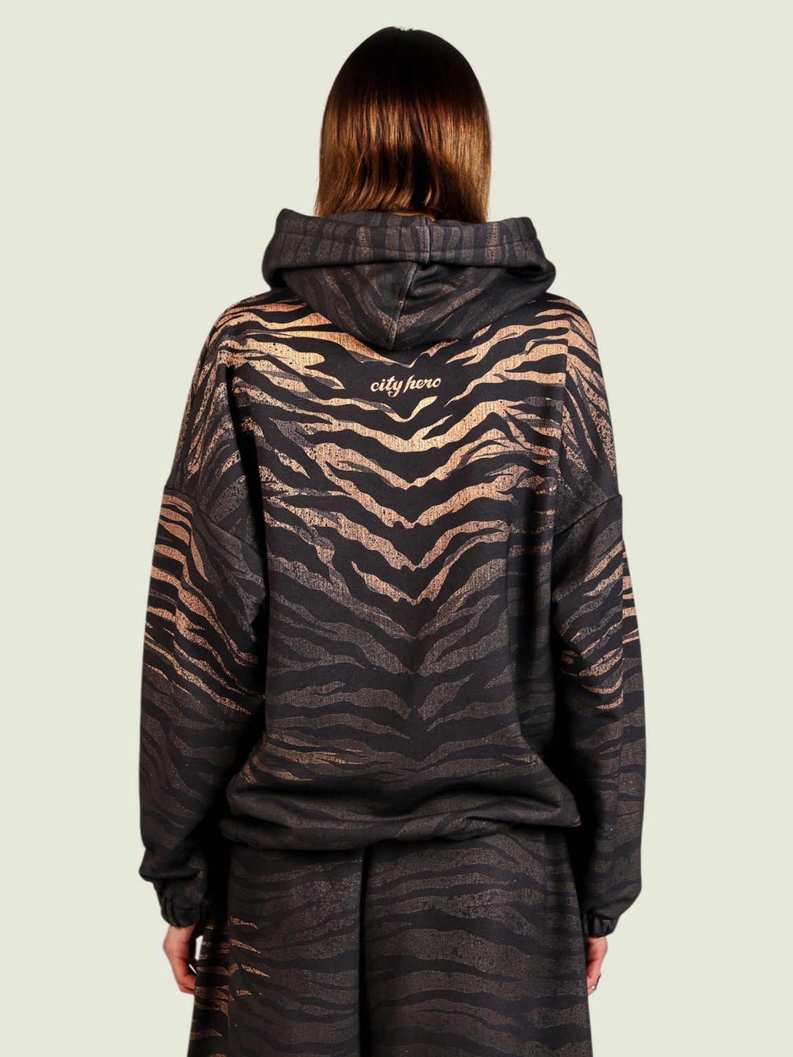 tiger ovrsz hoodie 8