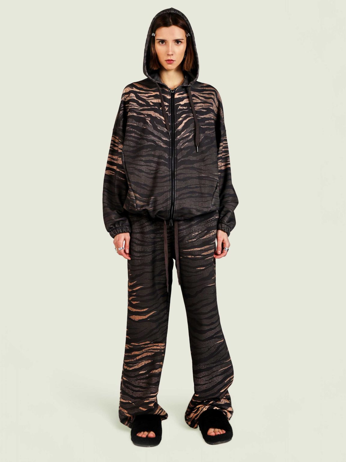 tiger shtany shirokie 5