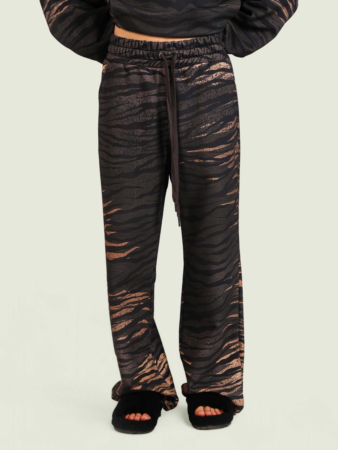 tiger shtany shirokie 7