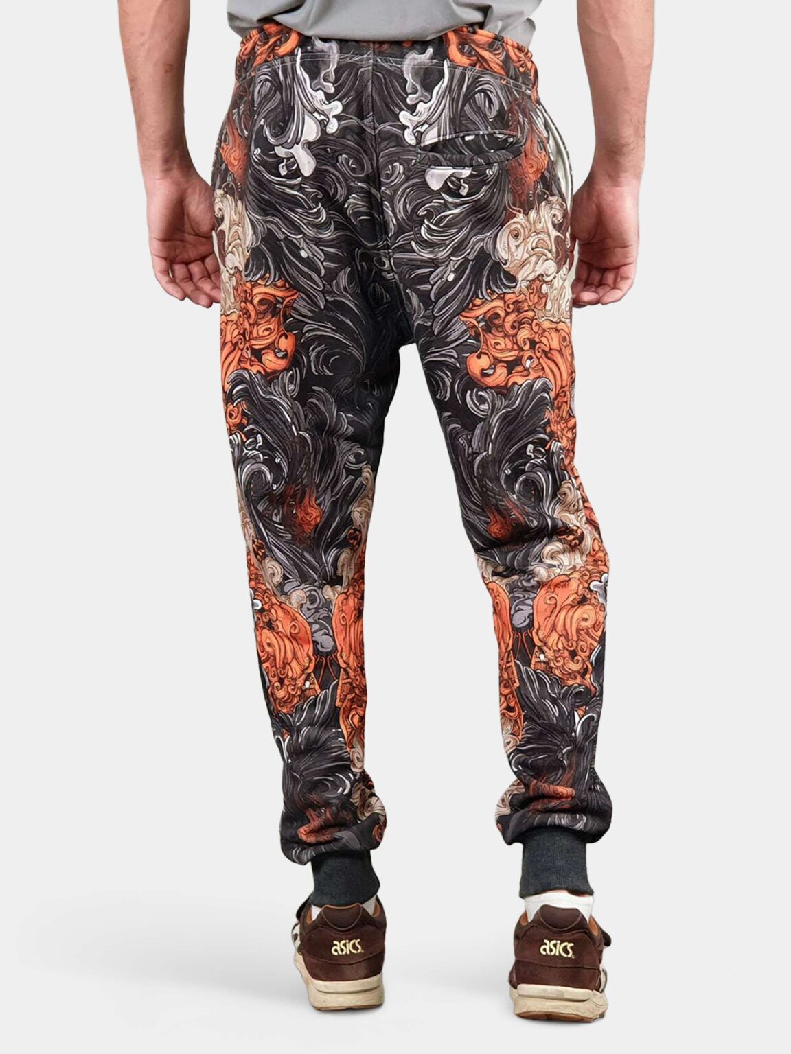 akita-samurai-black-treniki-new-5