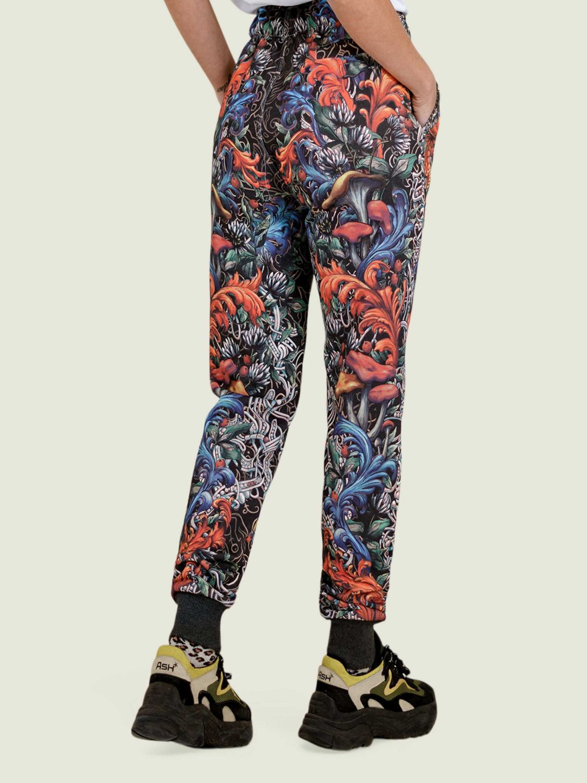 chernaya solyanka treniki 6