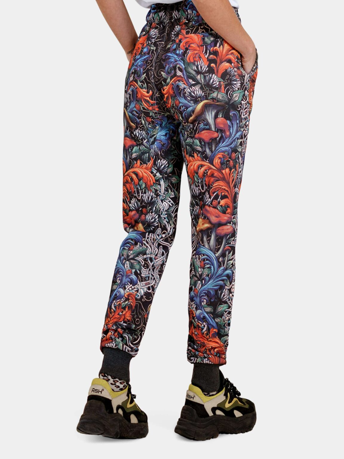 chernaya-solyanka-treniki-new-6