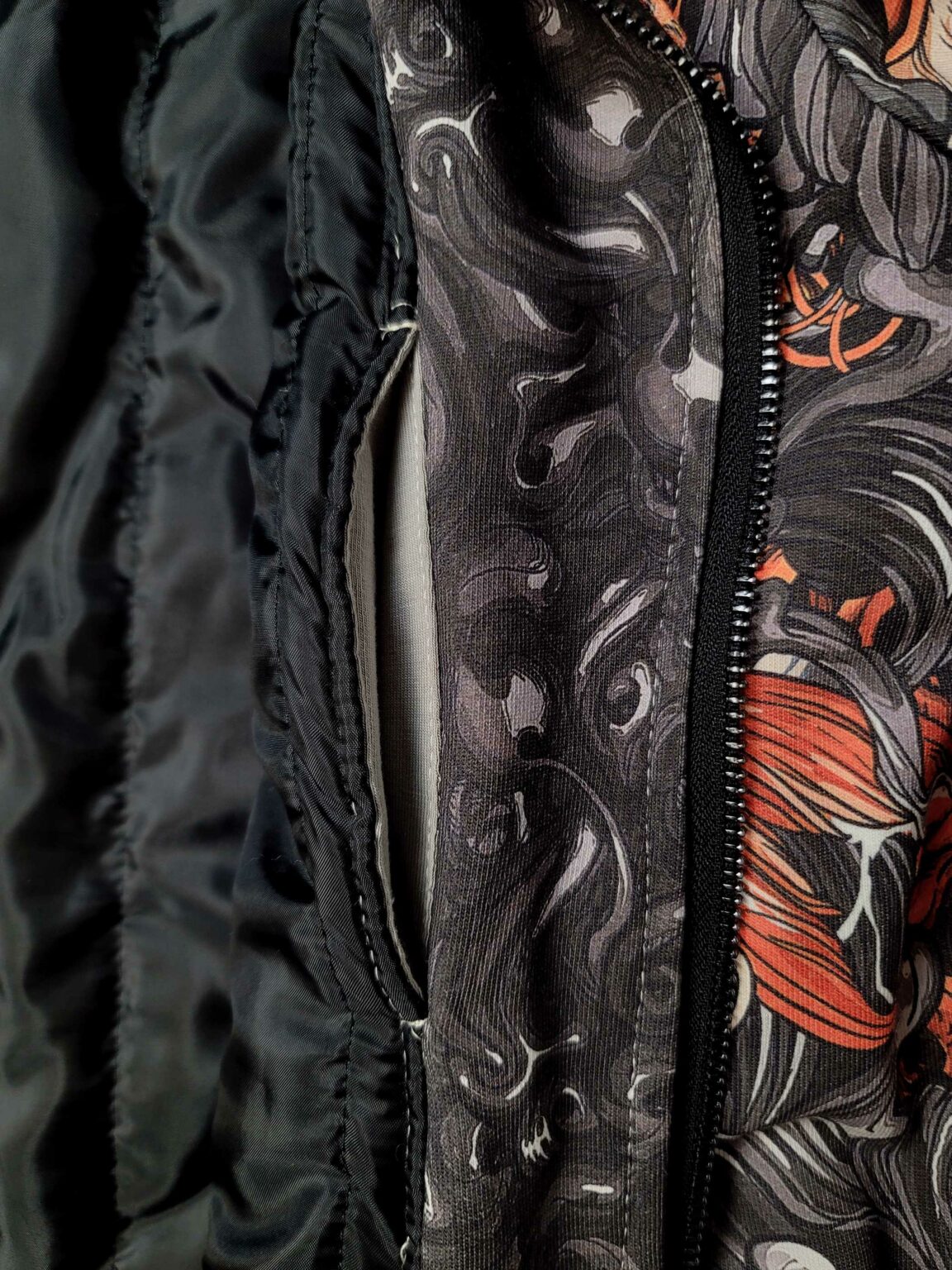 akita black bomber 4