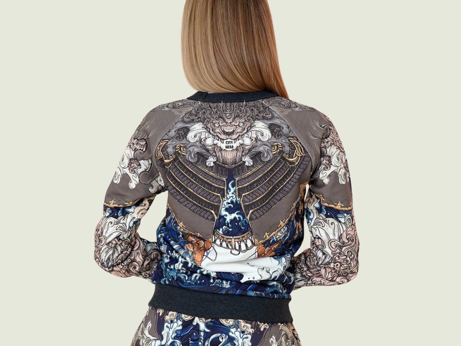 akita blue svitshot 8