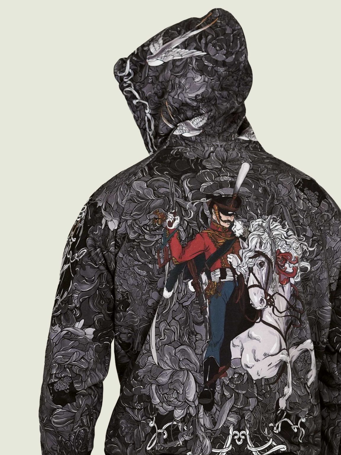 gusar hoodie na molnii 3