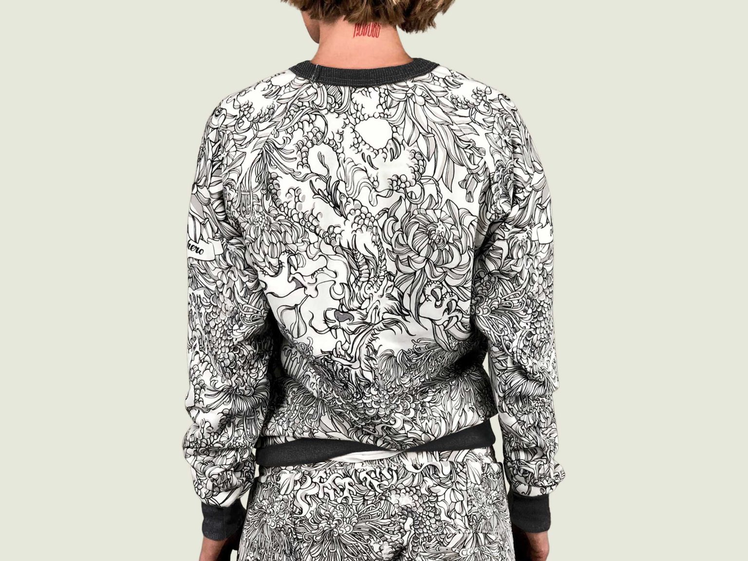 samurai story 3.0 milky svitshot 6