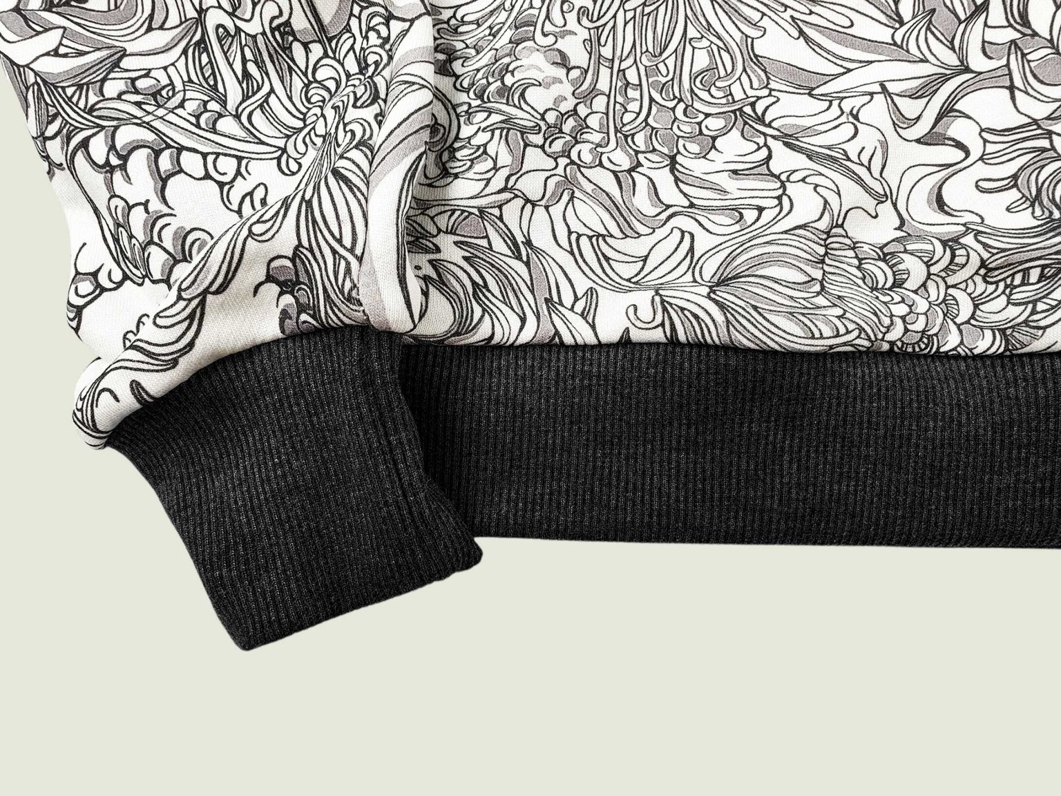 samurai story 3.0 milky svitshot 8