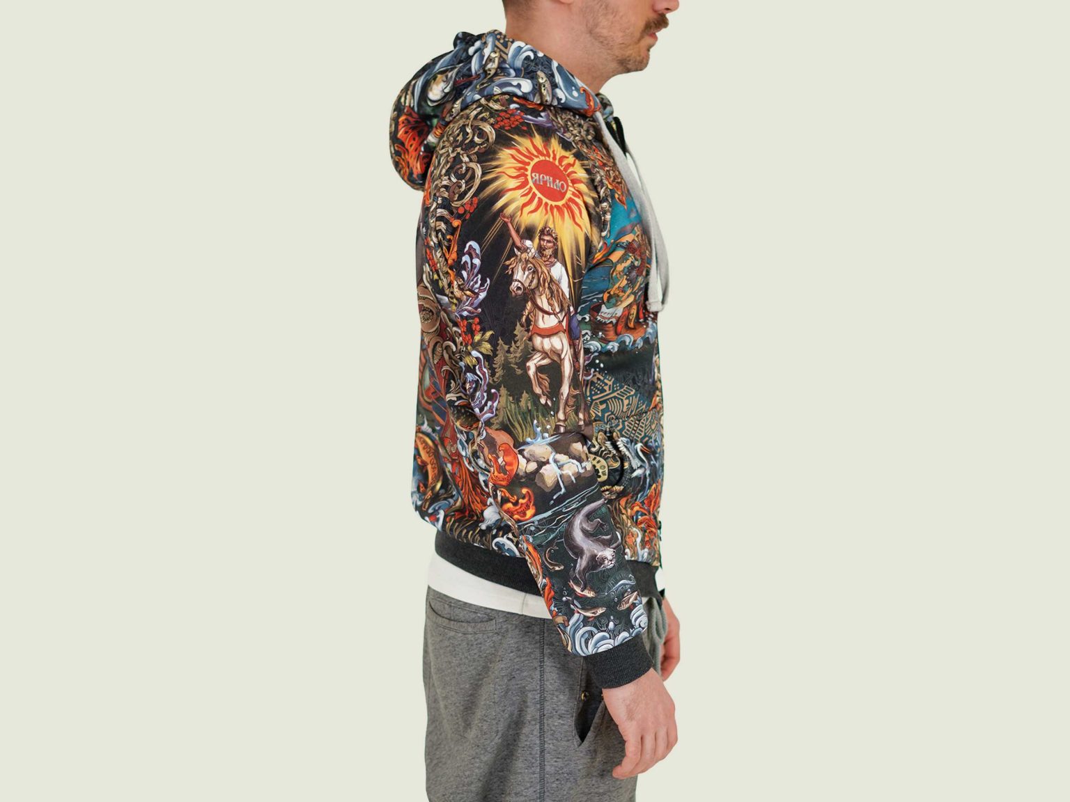 varyagi hoodie na molnii 5