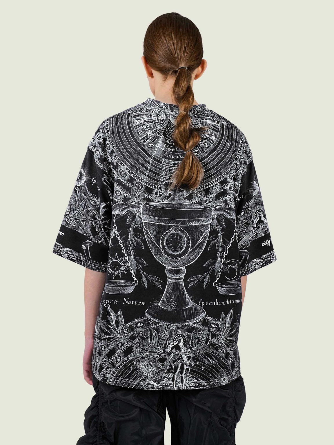 alchemy black futb ovrsz 4