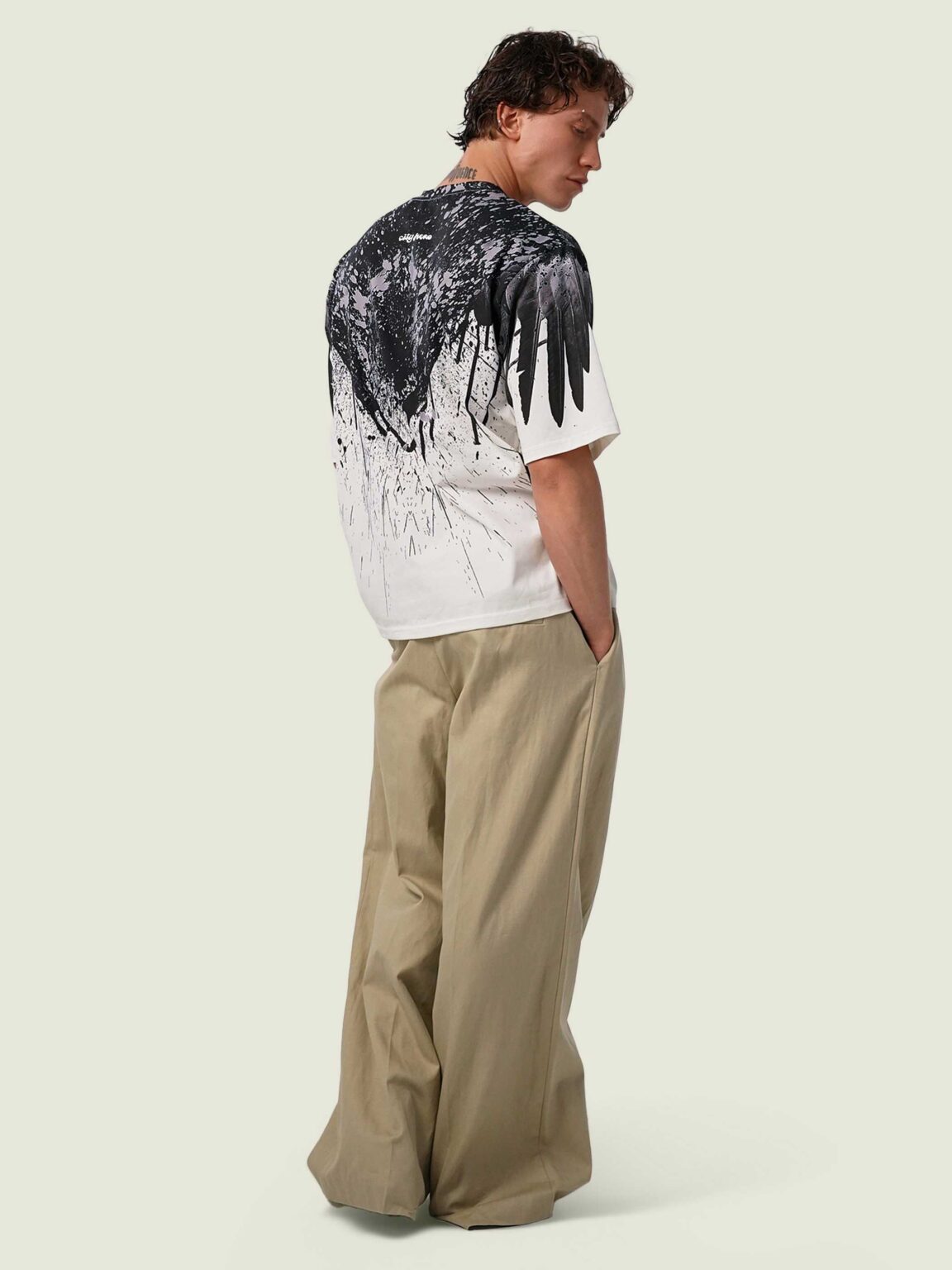 wings of dark black futb ovrsz 2a