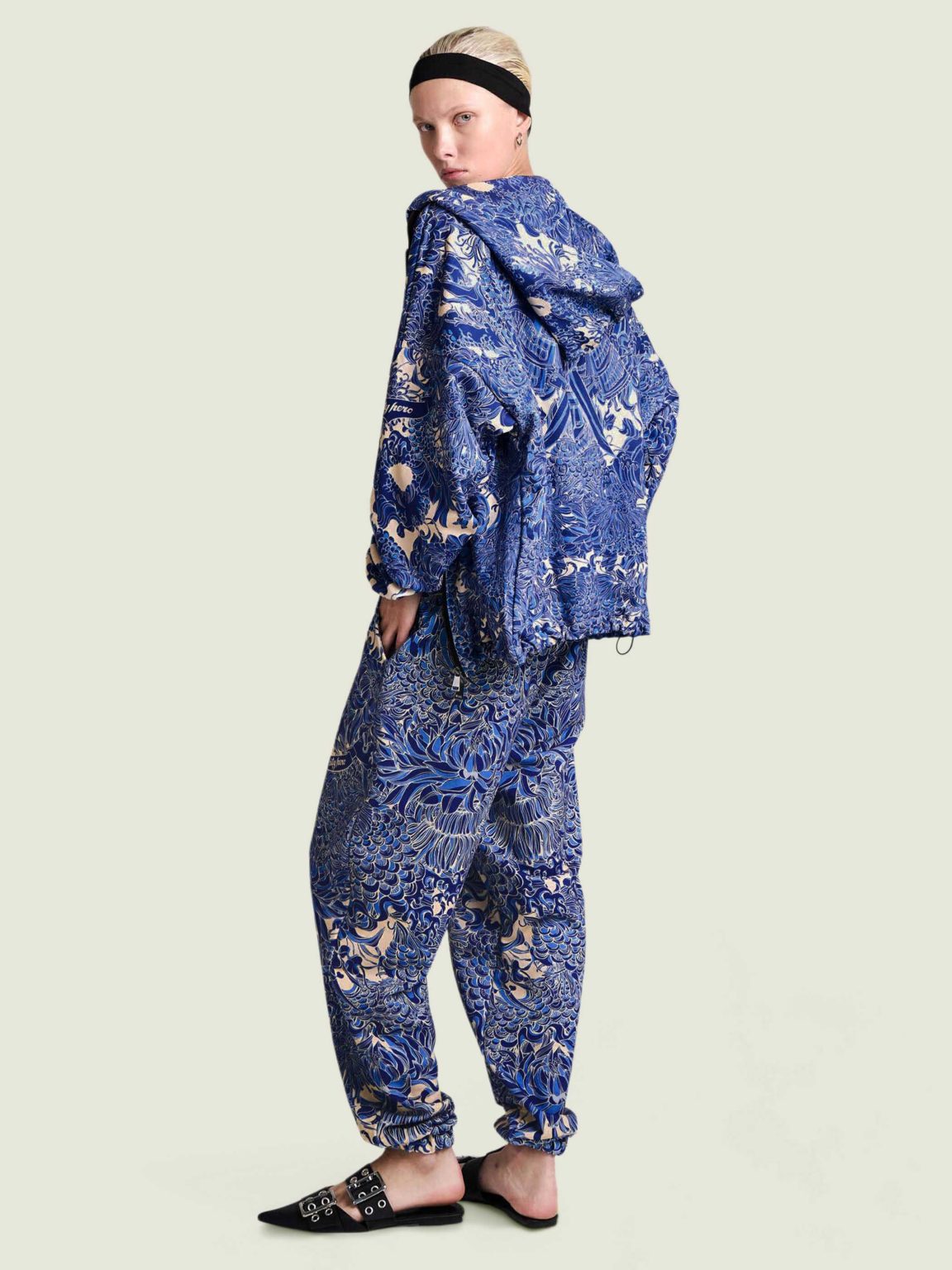 s.s. 3.0 ceramic ovrsz hoodie na molnii 1