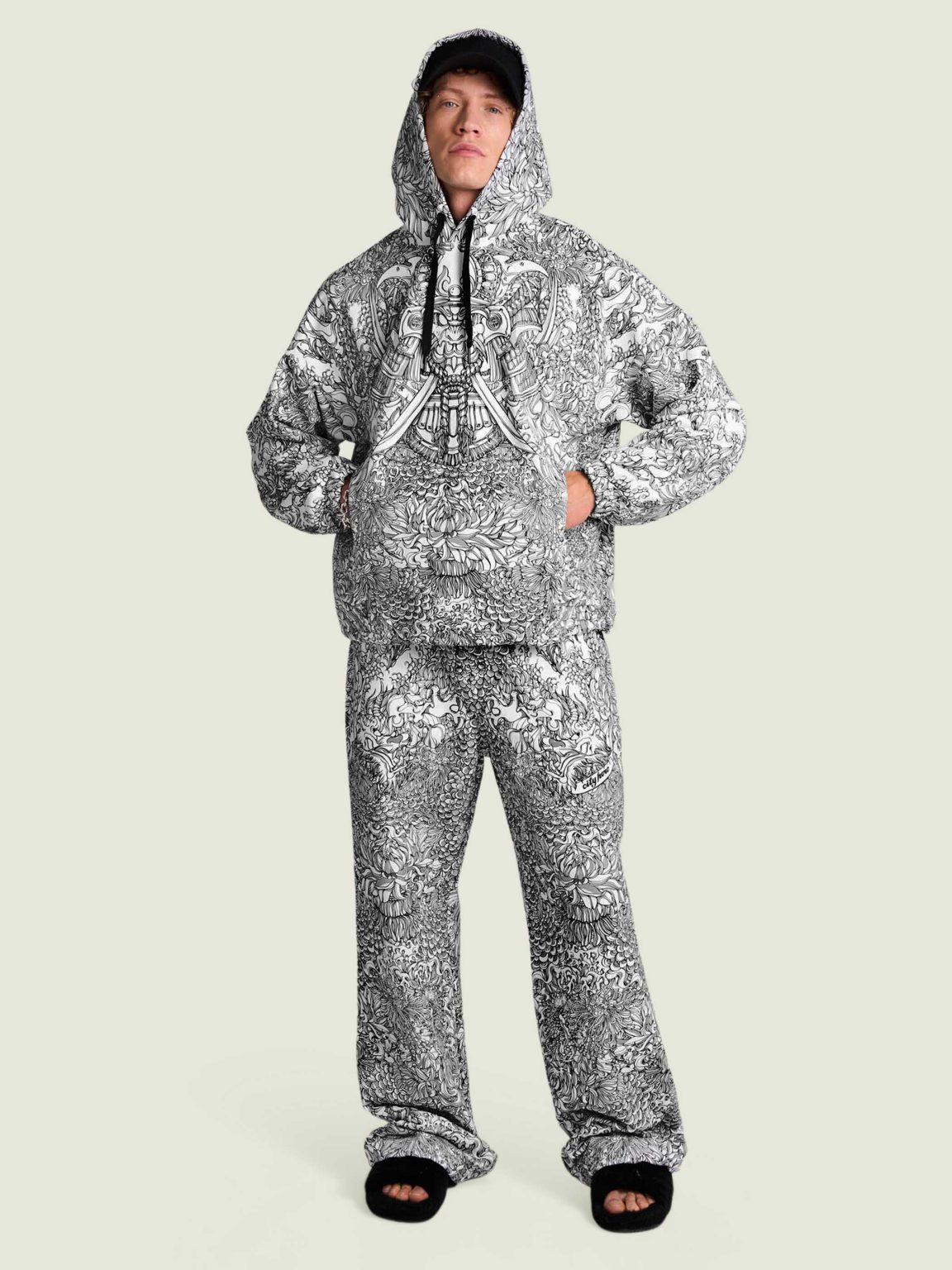 s.s. 3.0 milky ovrsz hoodie 3