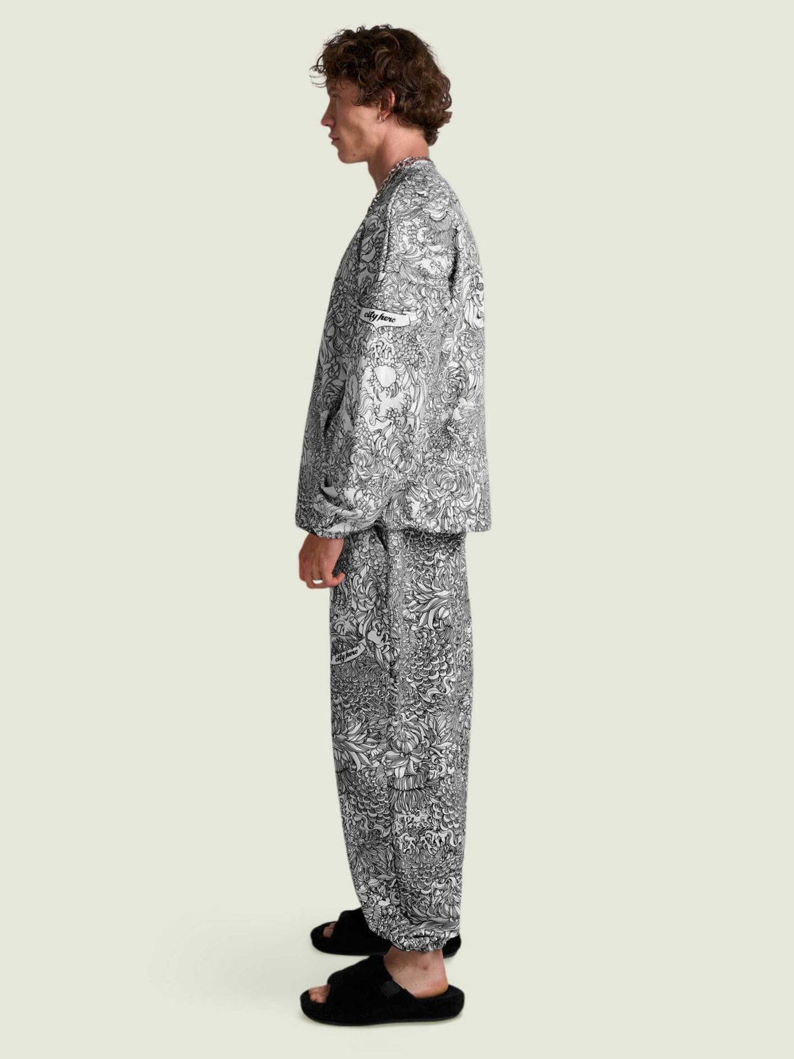 s.s. 3.0 milky ovrsz svitshot 1