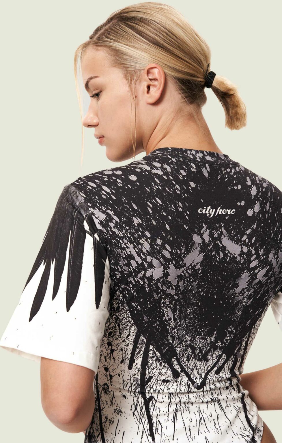 wings of dark white body-futbolka 3