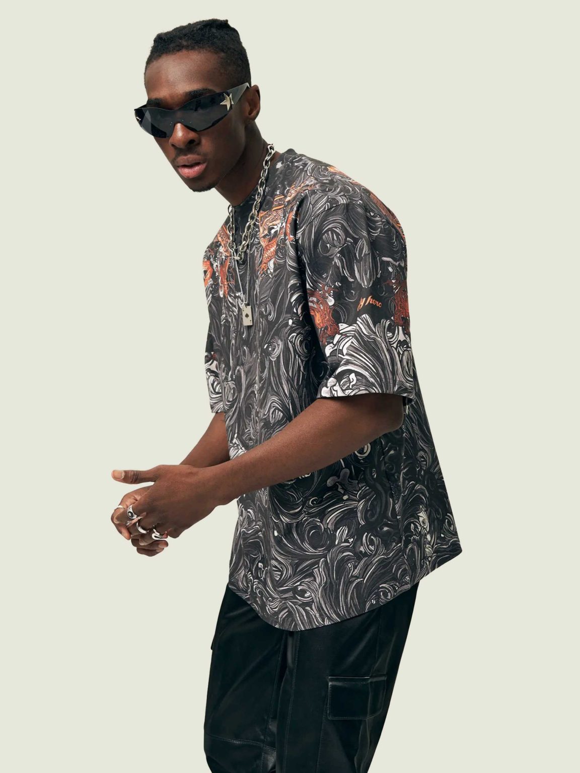 akita black futb ovrsz 6