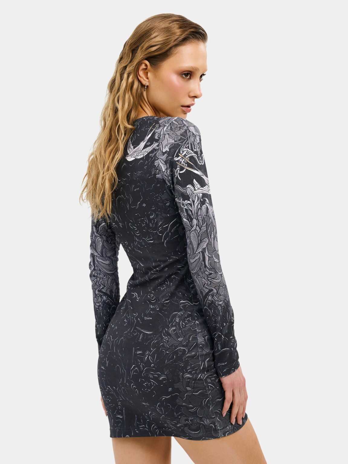 dark-joy-platie-longsleeve-new-3