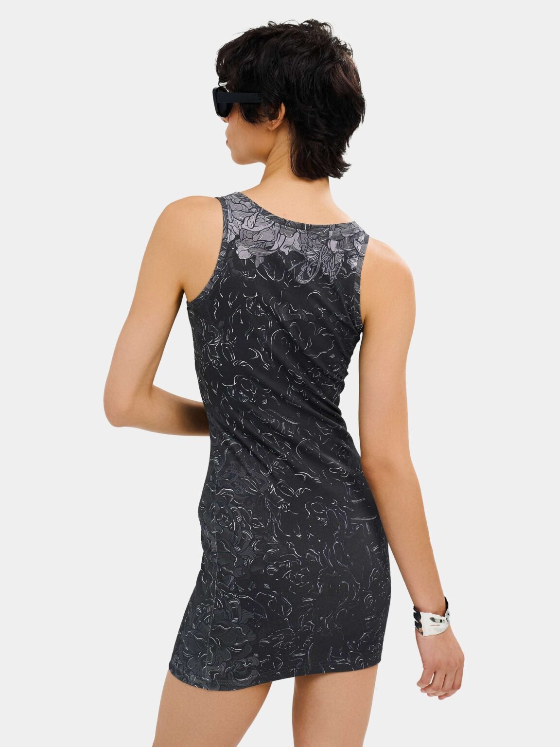 dark-joy-platie-maika-new-3