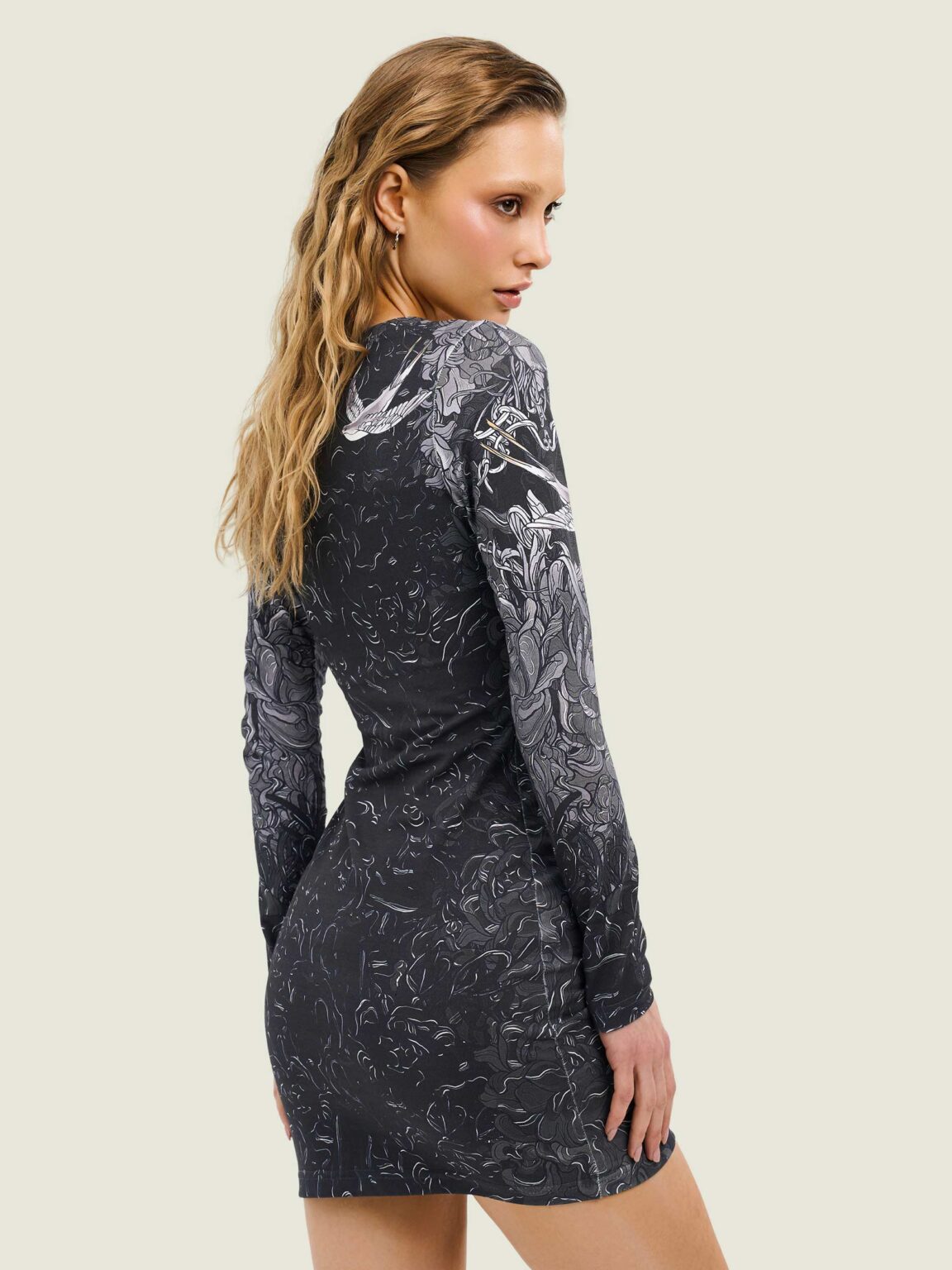 dark-joy-platye-longsliv-3