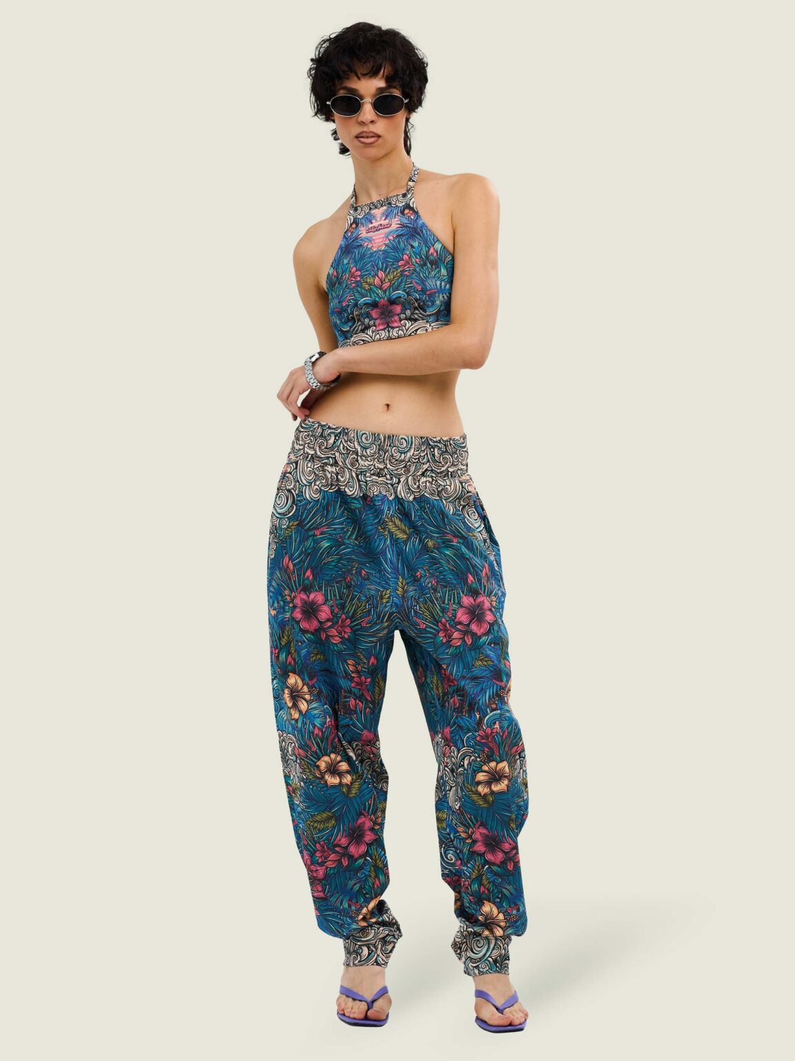 pacific-vivid-top-girl-1