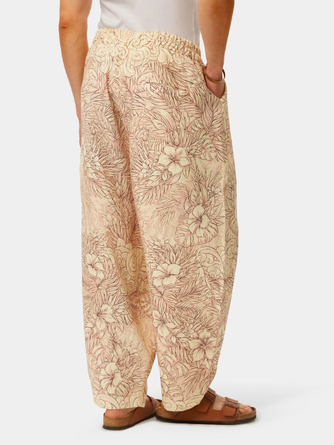 pacificlight-bruki-lazy-money (5)