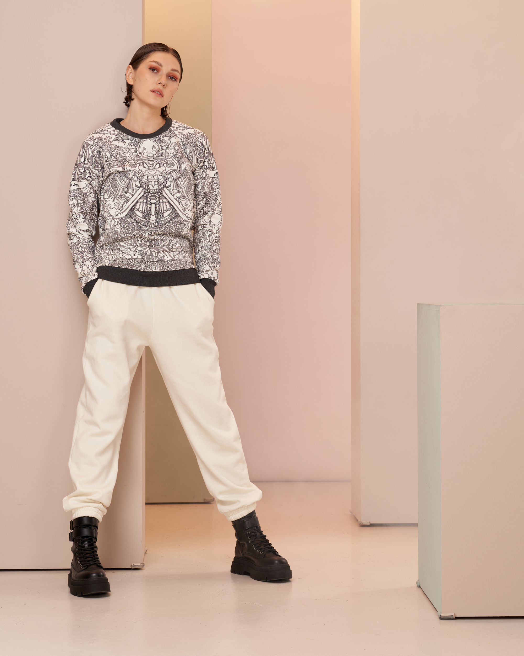 SAMURAI STORY 3.0 MILKY [СВИТШОТ УНИСЕКС]